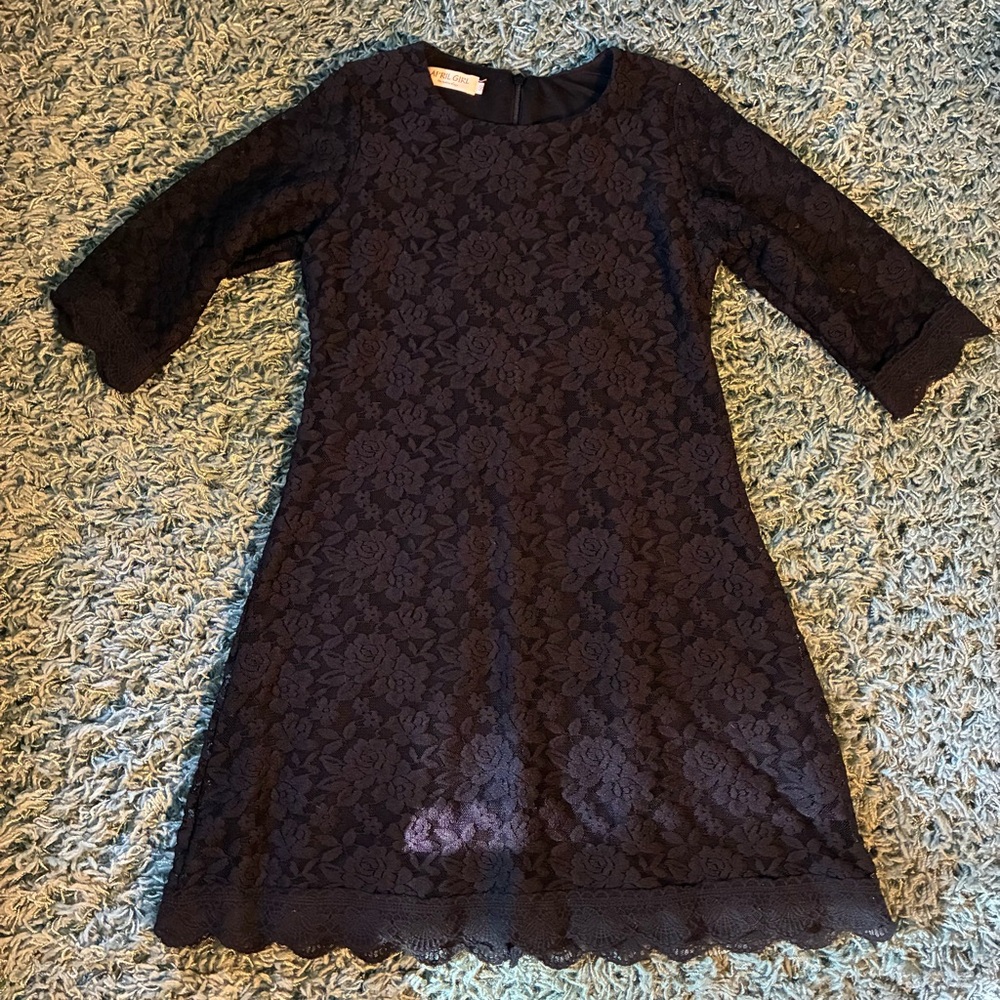 Elegant Black Lace Overlay Dress